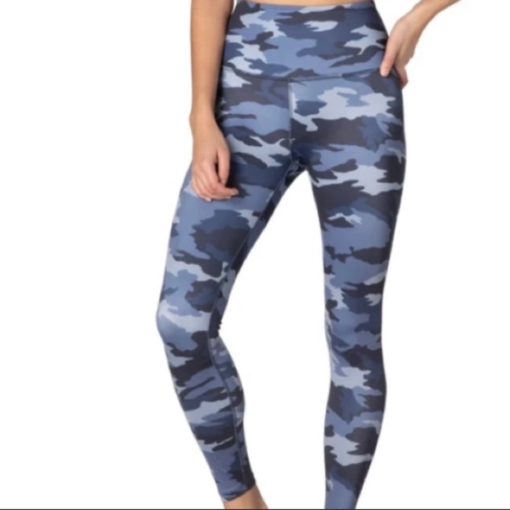 Beyond Yoga Lux Blue Camo Leggings, Size: Medium